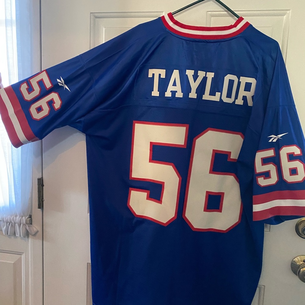 Vintage Lawrence Taylor #56 New York Giants NFL jersey